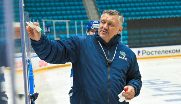 barys-predstavil-novogo-glavnogo-trenera-5776d09