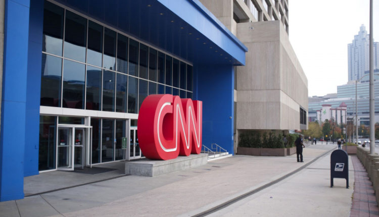 kandidat-v-vice-prezidenty-ssha-vystupil-s-obvineniem-v-adres-cnn-d650fcd