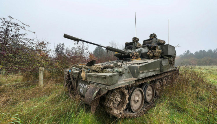 latvija-peredast-ukraine-bronemashiny-zakuplennye-u-britanii-v-2014-godu-febb930