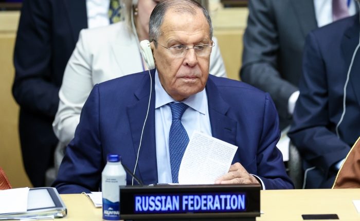 lavrov-prizval-izrail-prekratit-nastuplenie-a-hezbollu-otvesti-formirovanija-fabc921