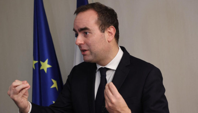 lekornju-sohranil-post-ministra-oborony-francii-77bbdcb