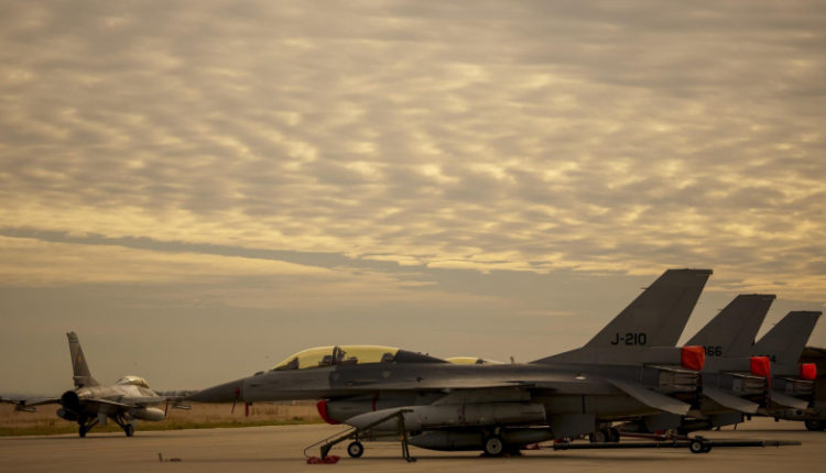 mestnye-zhiteli-rasserzheny-iz-za-baz-ssha-gde-obuchajut-pilotirovaniju-f-16-919b41e