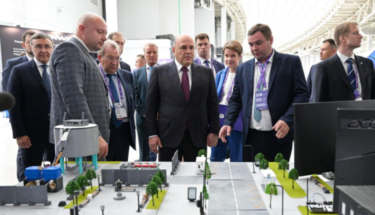 mishustin-poobeshhal-podderzhku-investproektov-v-sfere-elektroniki-eb313b1
