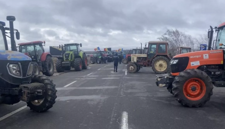 moldavskie-fermery-planirujut-vyvesti-tehniku-na-trassy-v-znak-protesta-807ec8f