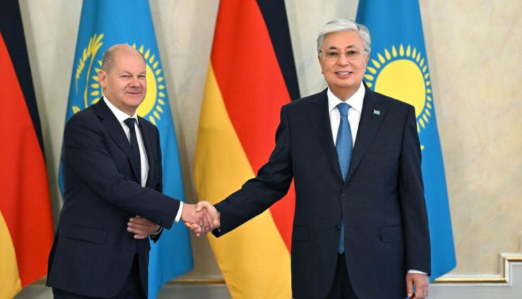 press-konferenciju-tokaeva-i-sholca-otmenil-kazahstan-pishut-smi-65e50c8