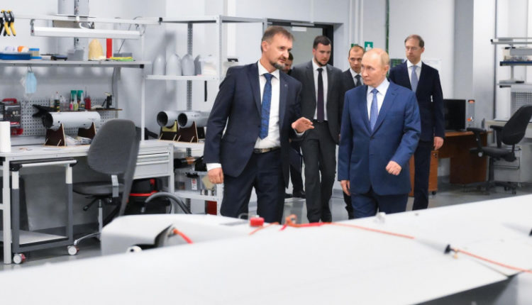 putin-rasskazal-chto-nuzhno-dlja-sozdanija-shirokoj-linejki-bpla-ed3b0db