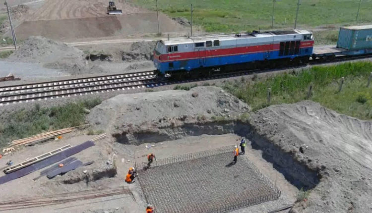 svyshe-2-mln-shpal-neobhodimo-dlja-stroitelstva-novyh-zheleznyh-dorog-v-kazahstane-e3fde2d