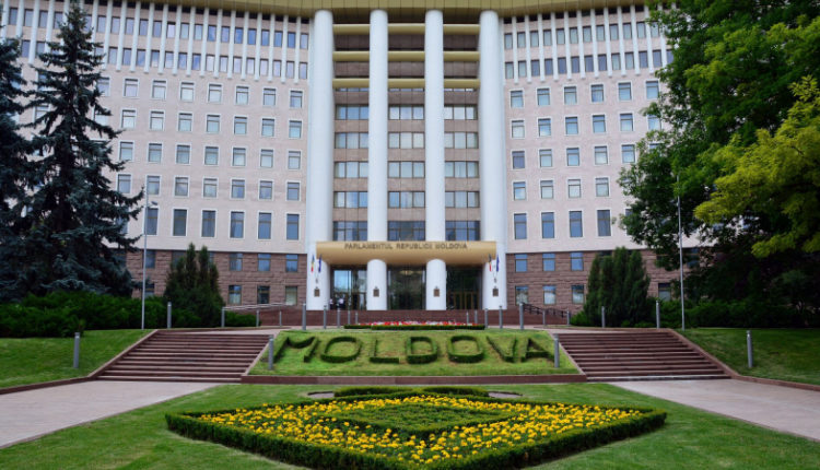 v-moldavii-eks-glavu-genshtaba-obvinili-v-gosizmene-a21256d