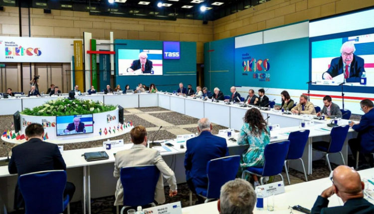 v-moskve-zavershilsja-vii-mediasammit-stran-briks-ad5b3c4
