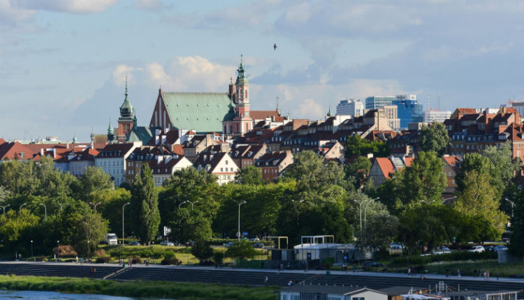 v-polshe-likvidirujut-institut-polsko-vengerskogo-sotrudnichestva-497dea1