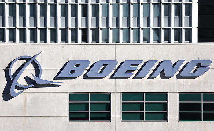 boeing-otozval-predlozhenie-ob-oplate-truda-bastujushhih-rabotnikov-d3400a2