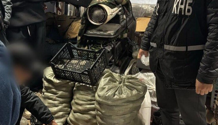 bolee-30-kg-narkotikov-izjal-knb-v-karagande-1acb70a