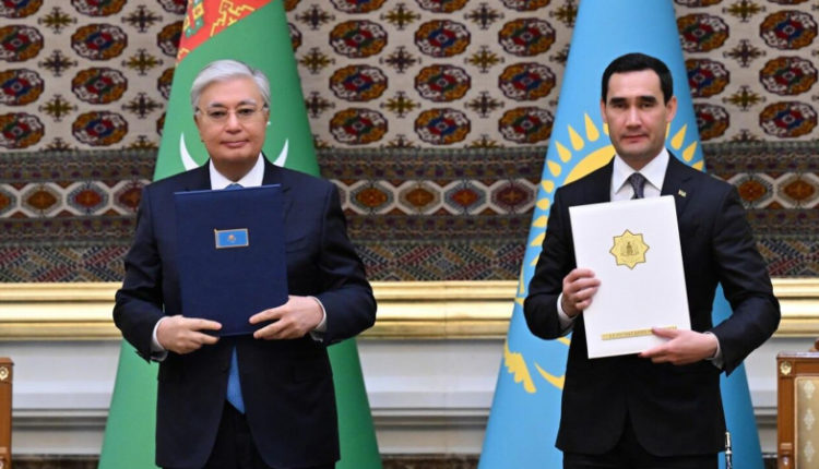 prezidenty-kazahstana-i-turkmenistana-podpisali-deklaraciju-ob-ukreplenii-druzhby-0ab0fb5