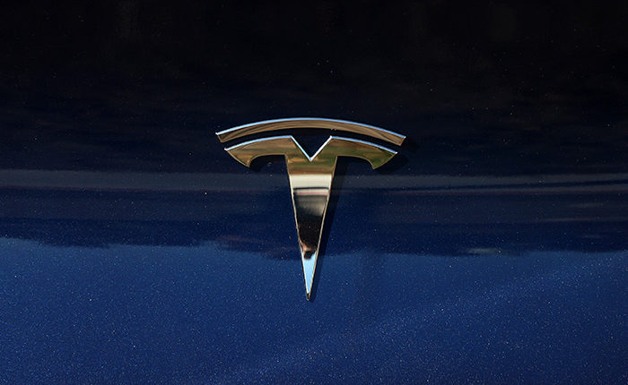 tesla-predstavila-bespilotnoe-taksi-cybercab-stoimostju-menshe-30-tysjach-959c0c5