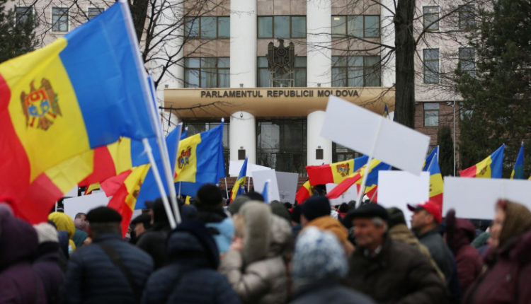 v-moldavii-zaderzhali-predstavitelja-bloka-pobeda-1f75452