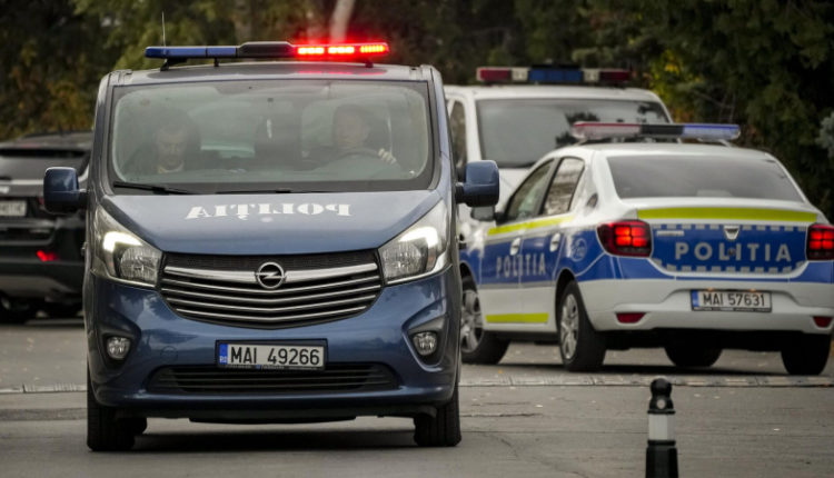 v-rumynii-policija-provedet-obyski-po-delu-o-nezakonnom-oborote-oruzhija-8e01114