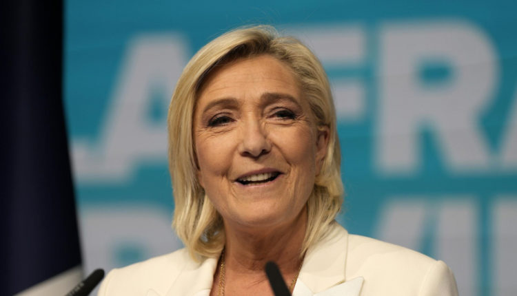 zashhita-le-pen-potrebovala-otlozhit-process-po-delu-ob-otmyvanii-sredstv-e83ba2d
