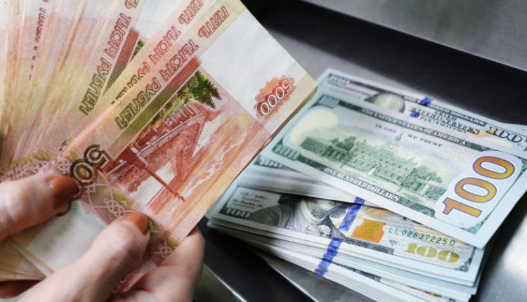 dolgi-drugih-stran-pered-rossiej-vyrosli-do-30-milliardov-dollarov-6c71eae