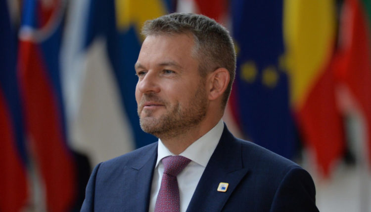 prezident-slovakii-usomnilsja-chto-voennaja-pomoshh-pomozhet-ukraine-pobedit-a3f86dc