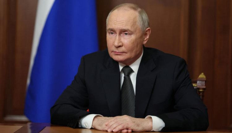 putin-podpisal-zakon-o-bjudzhete-socfonda-na-2025-2027-gody-dec0bc4