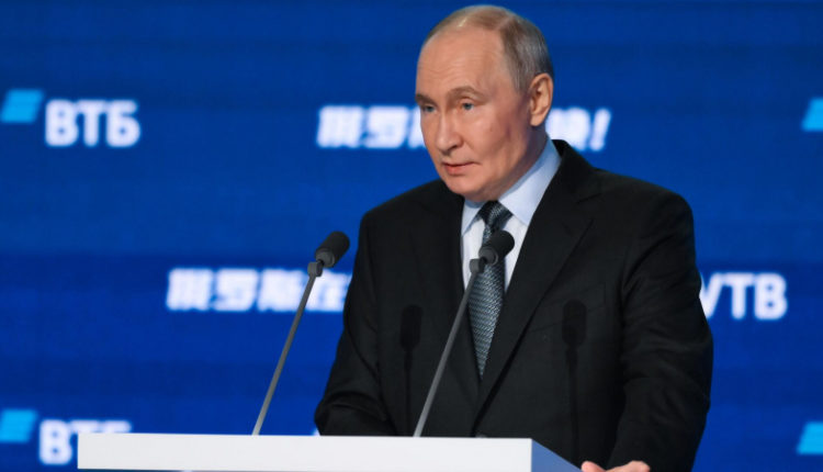 putin-rasskazal-o-podderzhke-perspektivnyh-napravlenij-ekonomiki-e9f59cf